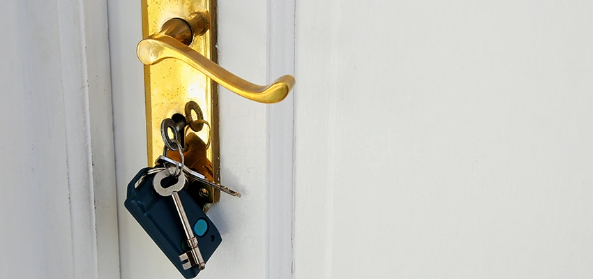 Broken Door Key Extraction in Newark, CA